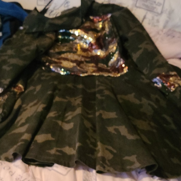 Jacket - Picture 2 of 2